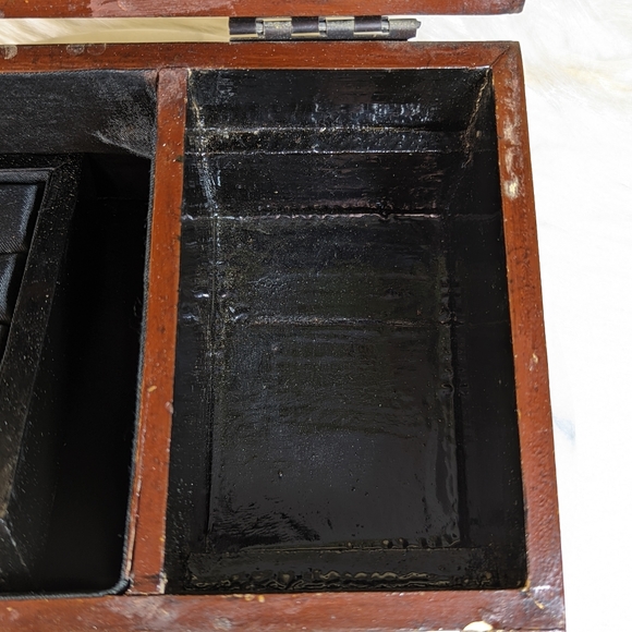 Vintage Hand Painted Roses Wood Jewelry Trinket Box Trunk Leather Trim - Picture 7 of 12